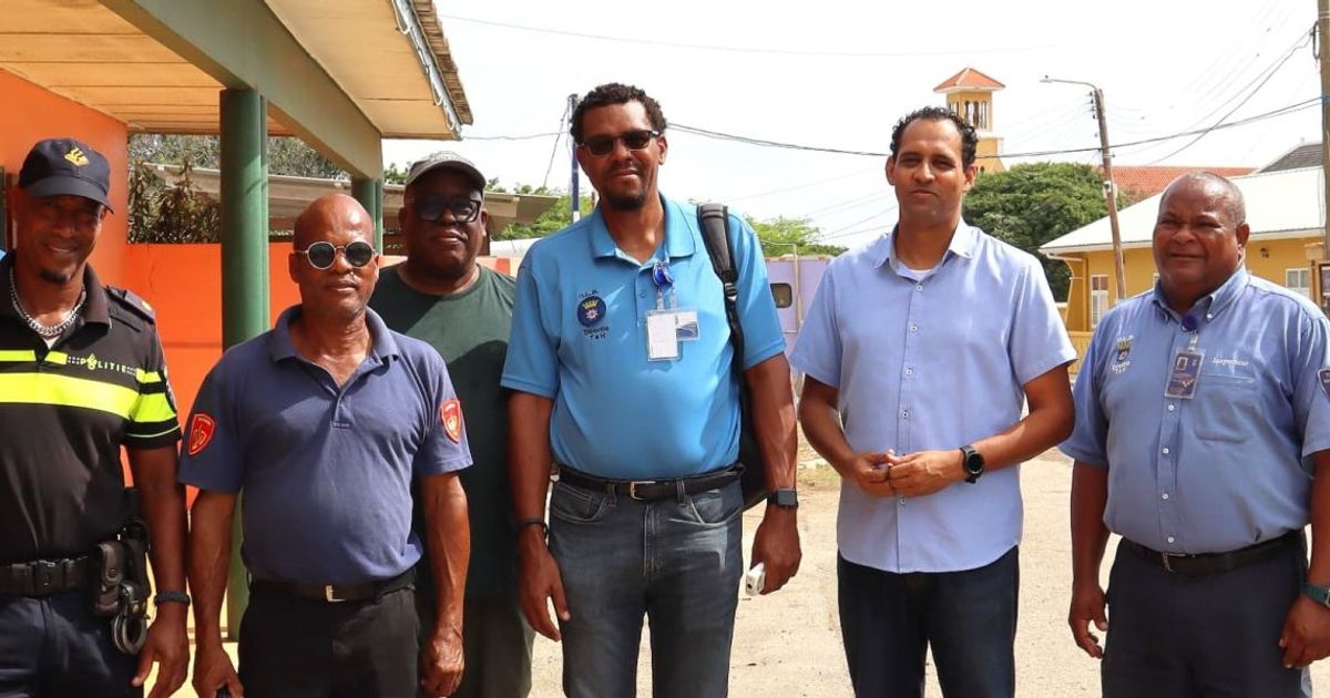 Controle op stands tijdens Dia di Rincon verloopt in goede samenwerking ...